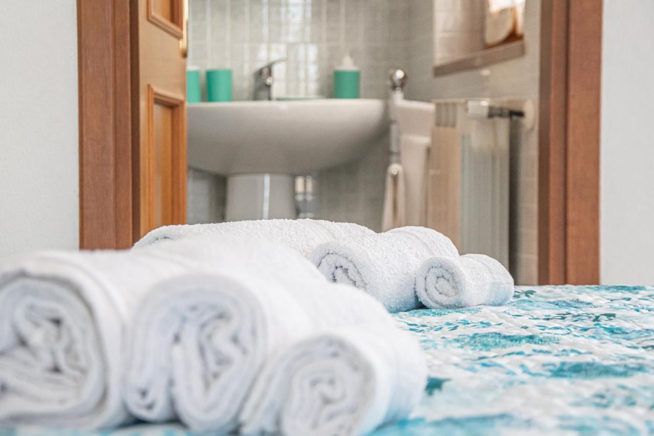 Budget Beds ألغيرو المظهر الخارجي الصورة