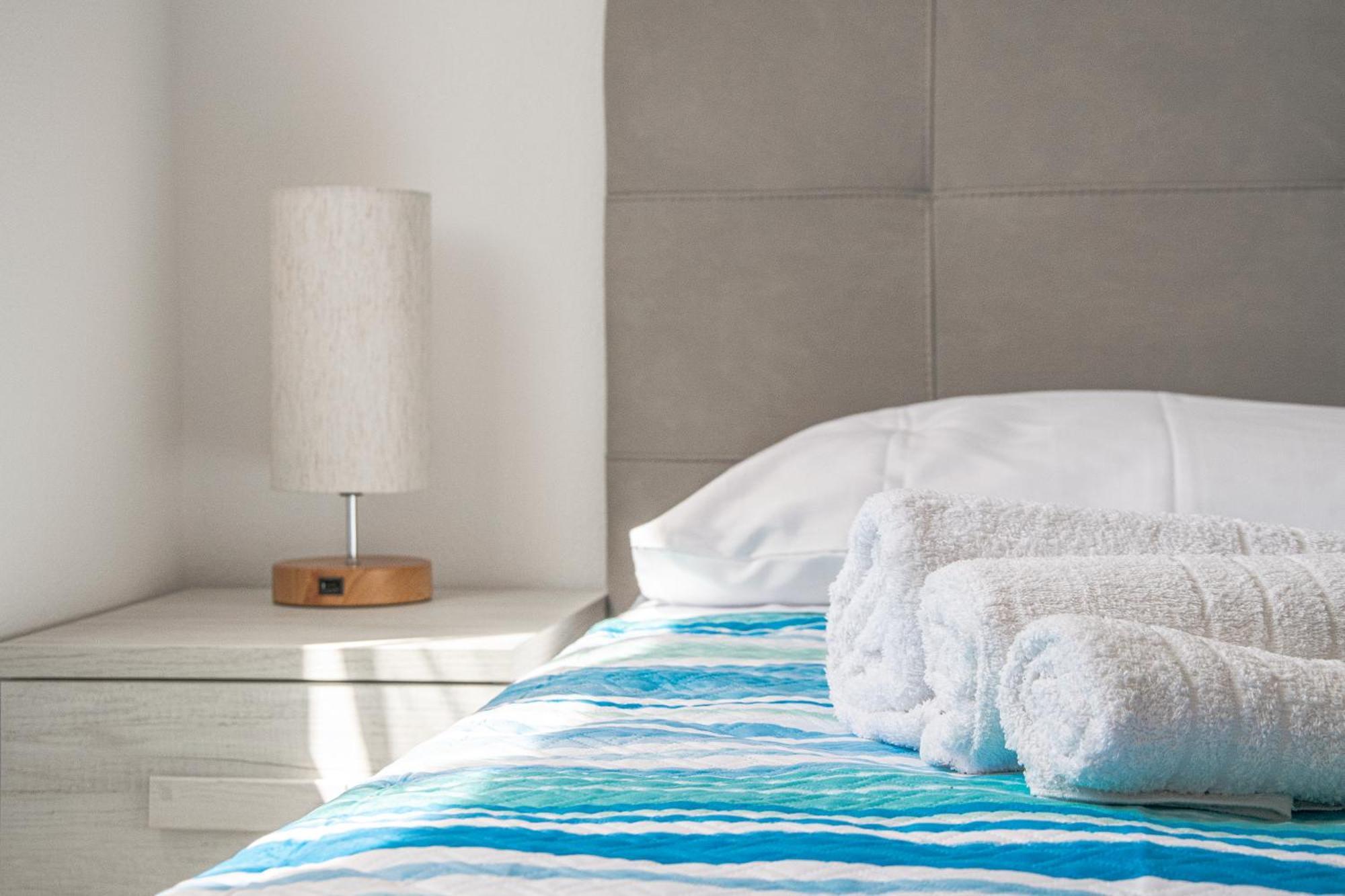 Budget Beds ألغيرو المظهر الخارجي الصورة